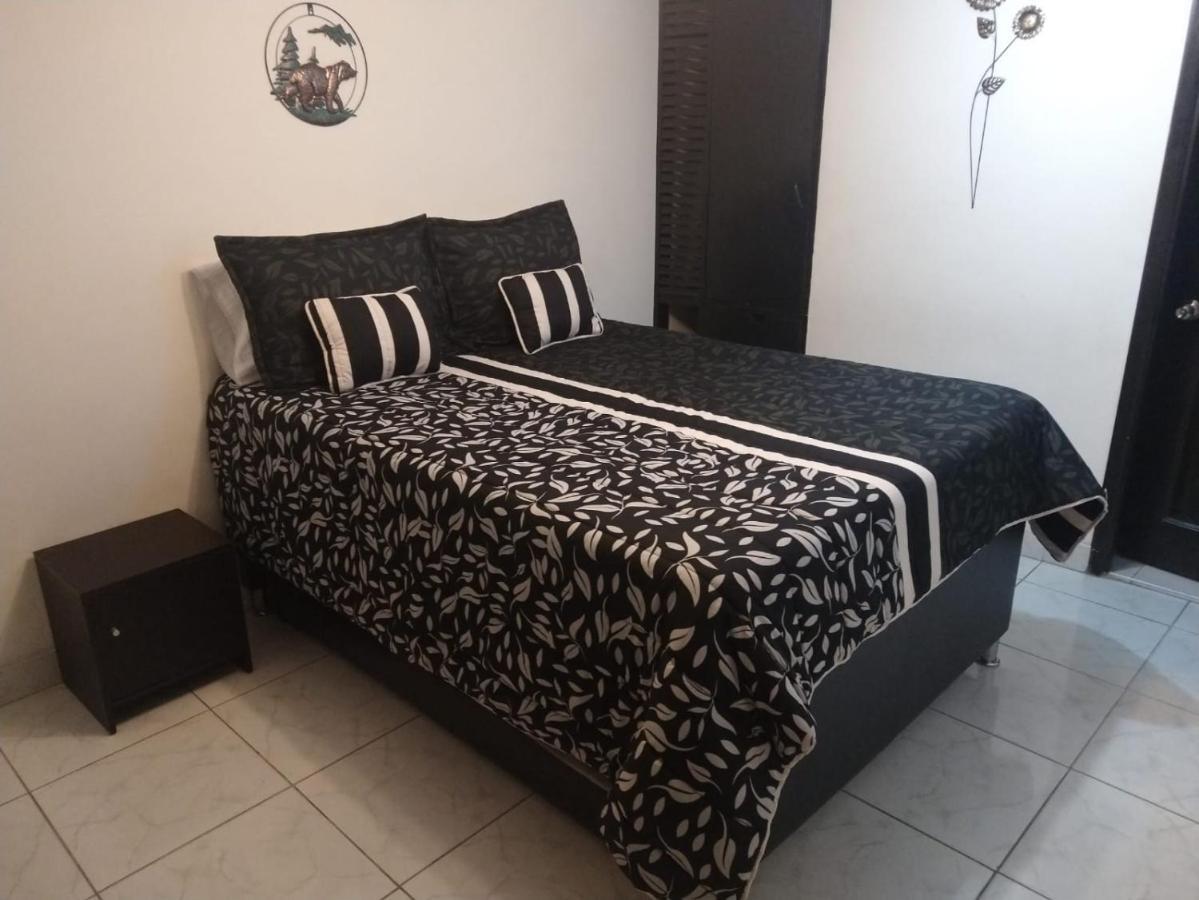 Prana House Hotel Bogota Luaran gambar